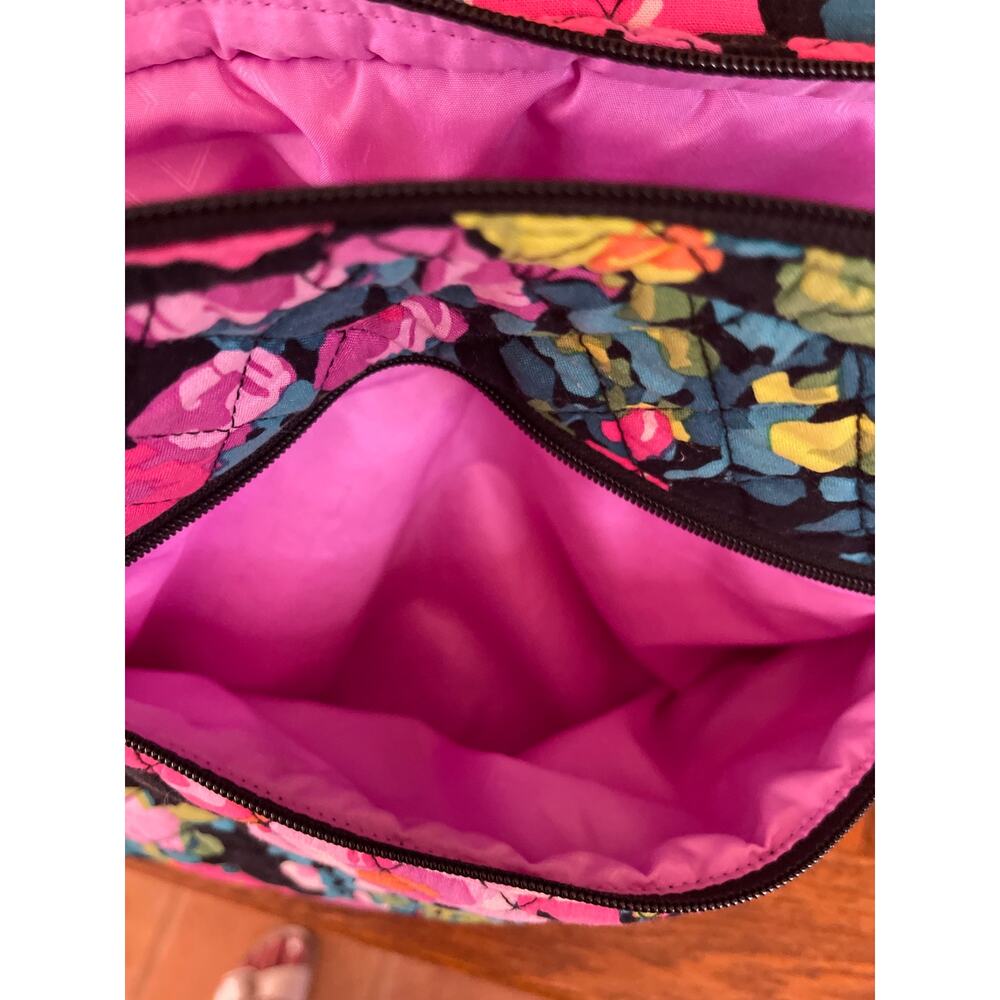 Vera Bradley, large floral quilted backpack - Picture 12 of 12